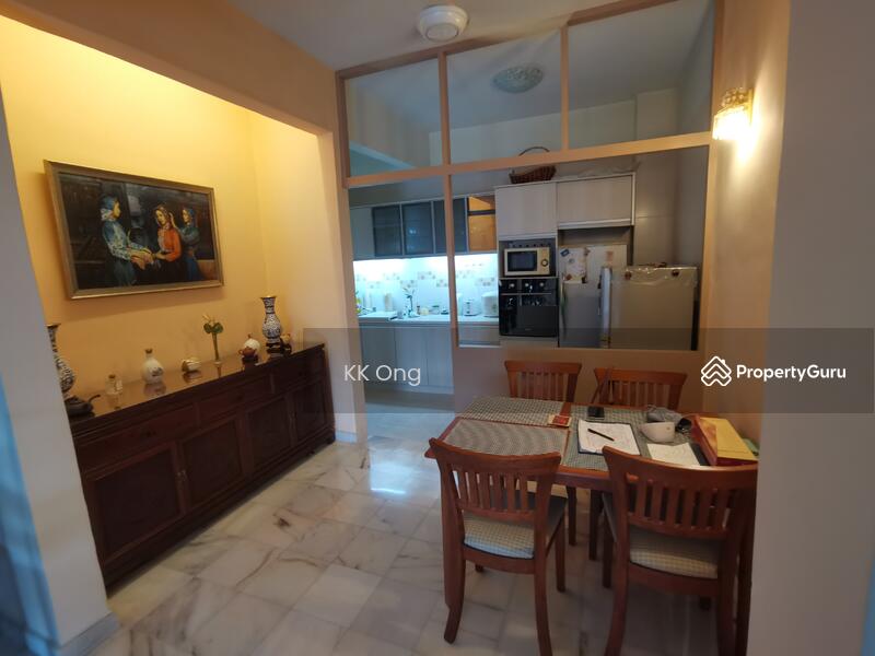For Sale - Robson Heights