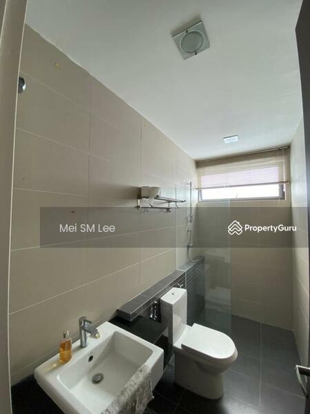 Rumah Berkembar untuk Dijual di Bandar Sungai Long (Selangor) - Mei SM Lee - Twin Palms, Sungai Long Bathroom - PropertyGuru.com.my