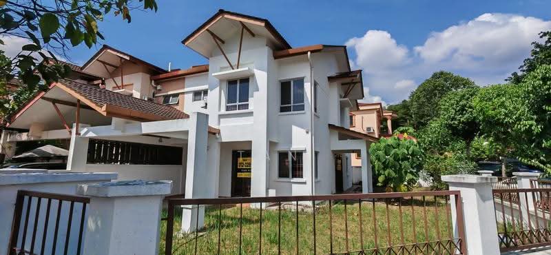 2-storey Terraced House for Sale in Sunway Kayangan (Shah Alam) - Tan Kian Aun - Exterior - PropertyGuru.com.my