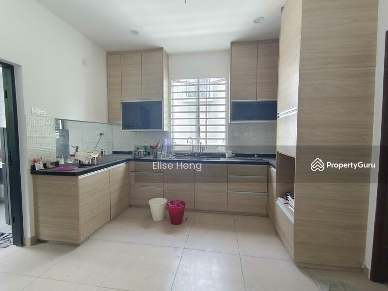 For Sale - Bandar Teknologi Kajang End Lot - Fully extend