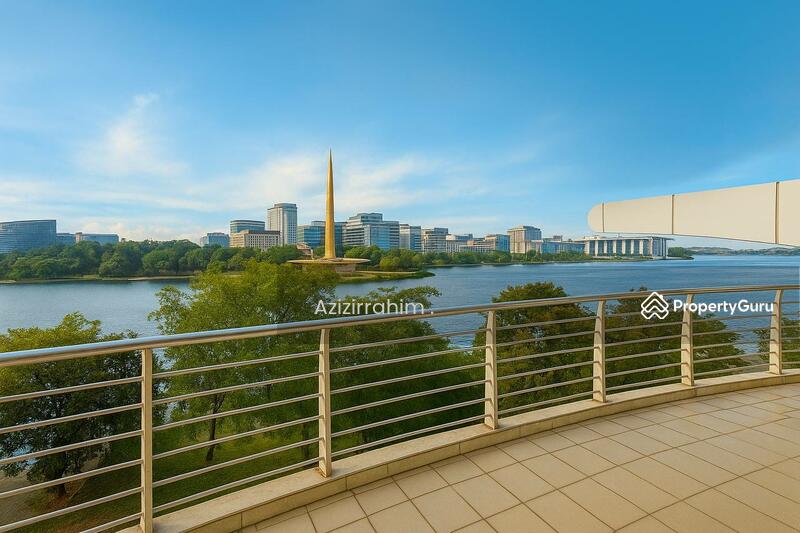 For Sale - Facing Lake Shop Office Ayer 8 Presint 8
