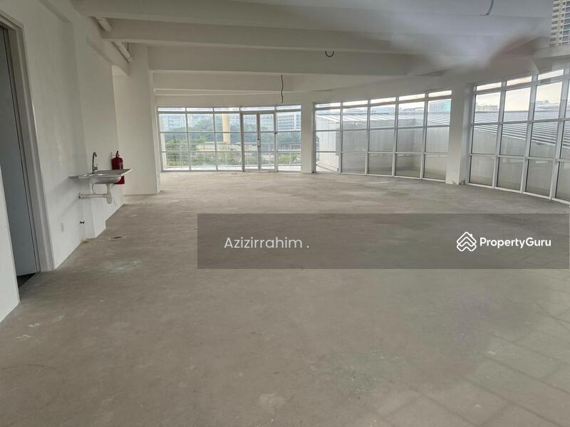 For Sale - Facing Lake Shop Office Ayer 8 Presint 8