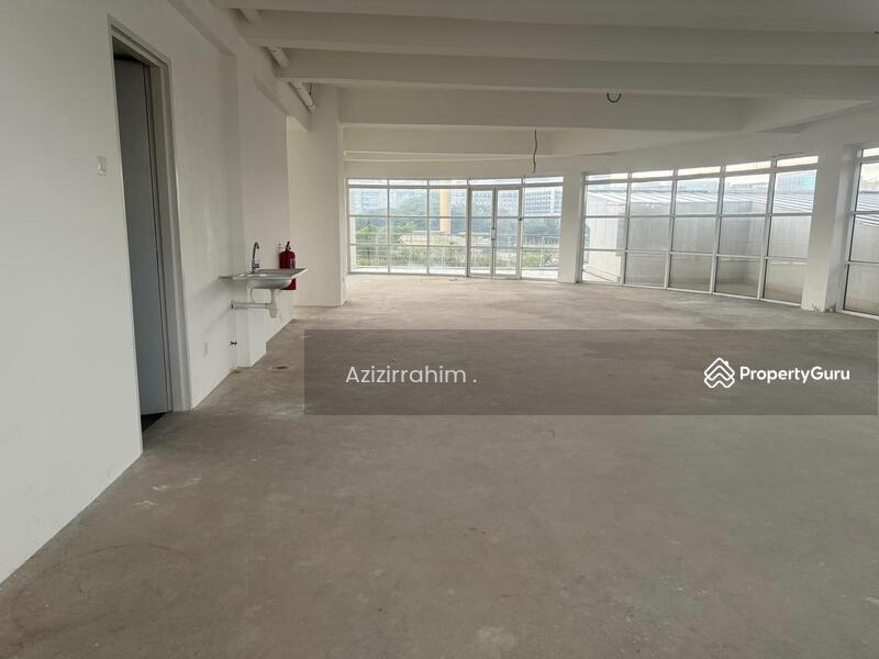 For Sale - Facing Lake Shop Office Ayer 8 Presint 8