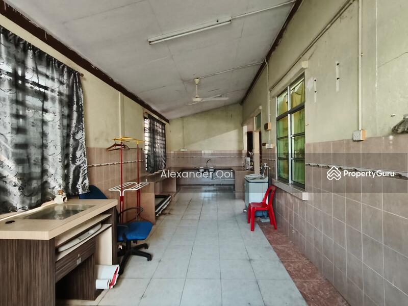 Untuk Dijual - Taman Rajawali Indah (Semi-D House)