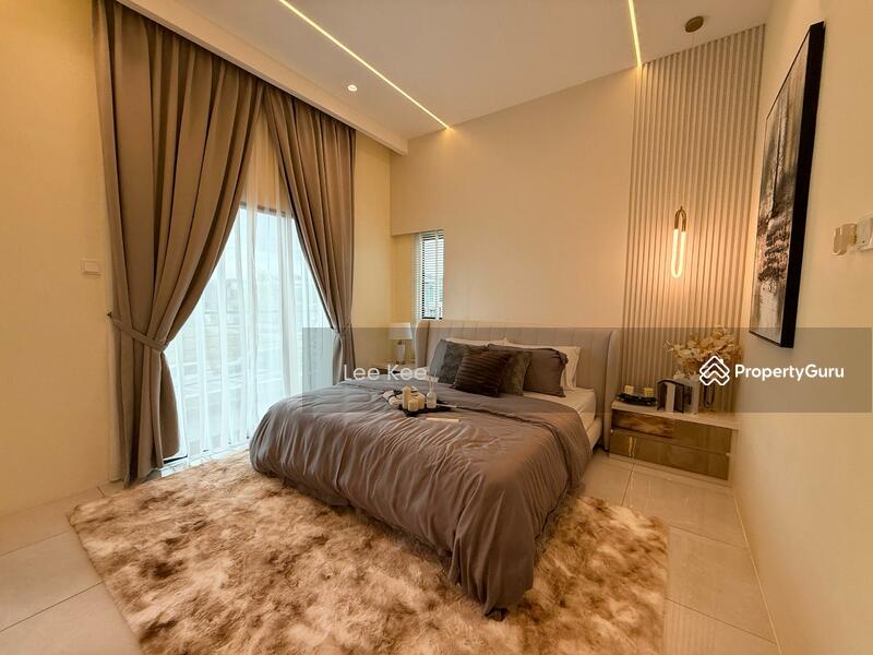 For Sale - Tongkang Pechah Batu Pahat