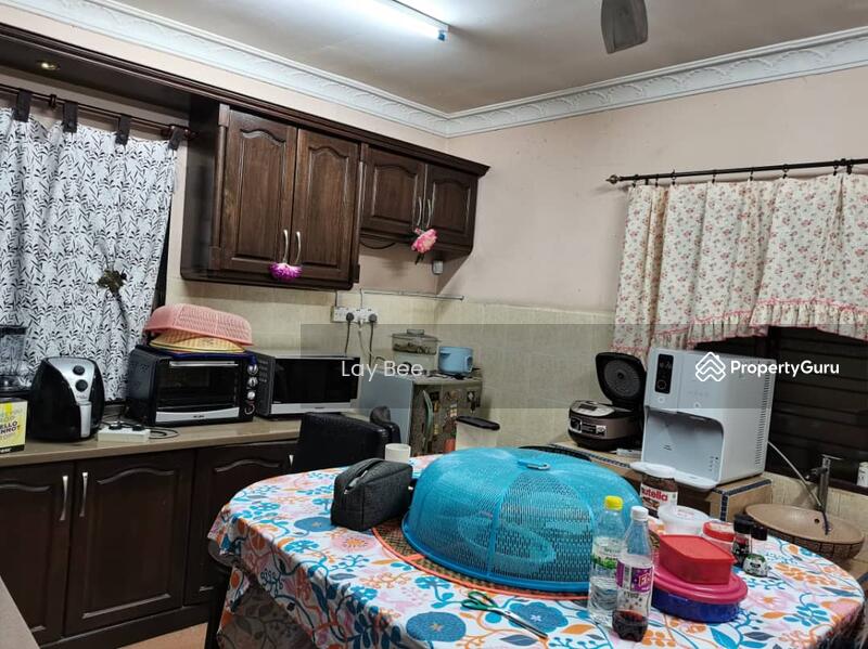 Bungalow for Sale in SS1 (Petaling Jaya) - Lay Bee - PropertyGuru.com.my