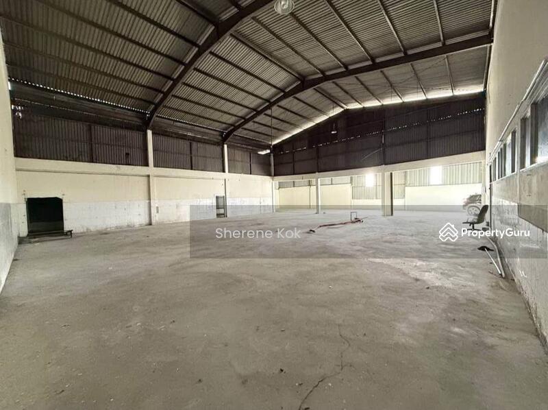 Untuk Disewa - For Rent - Semi D Factory Warehouse @ Demak Laut