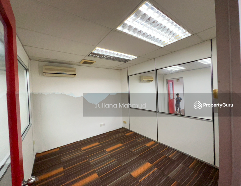 For Rent - Shop-office at Seksyen 9