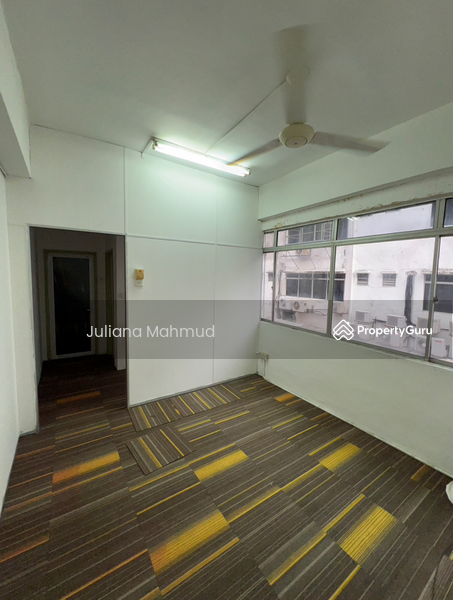 For Rent - Shop-office at Seksyen 9