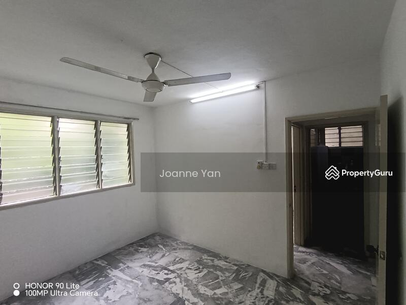 For Rent - Desa Gembira