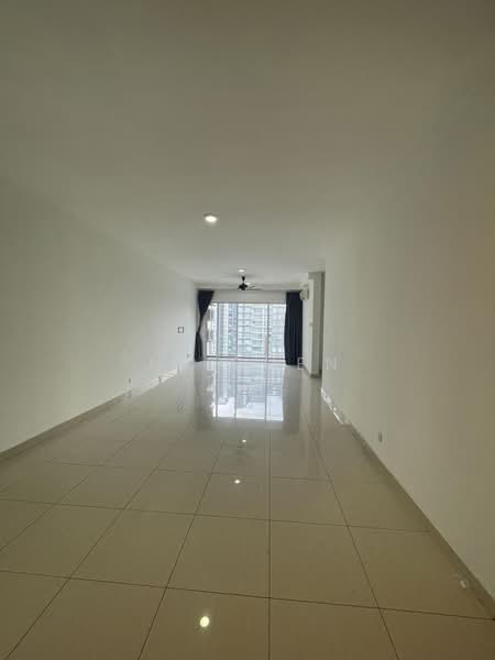 Condominium for Sale at Damansara Foresta - Jo Chen - Living Room - PropertyGuru.com.my