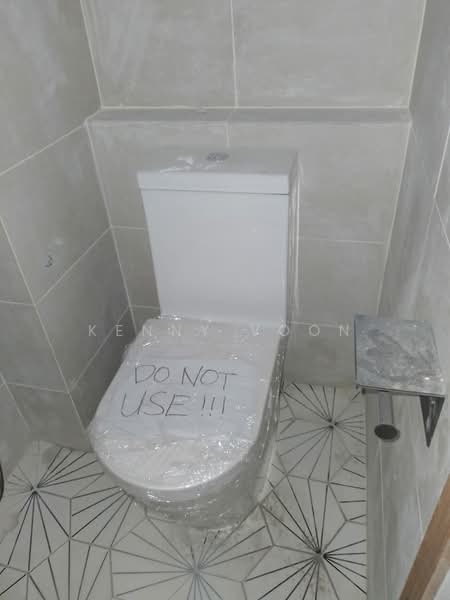 Pejabat untuk Disewa di KL City Centre (Kuala Lumpur) - Kenny Voon - Bathroom - PropertyGuru.com.my