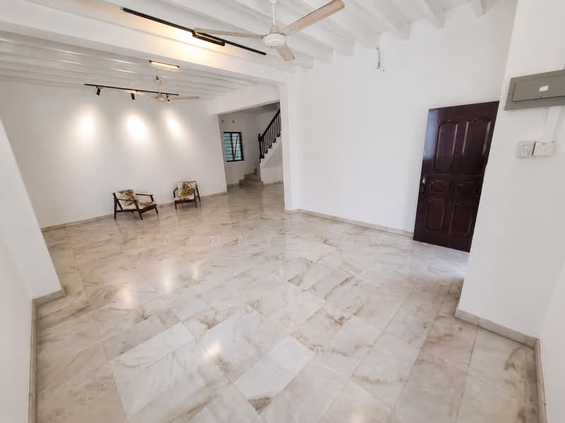 Semi-Detached House for Rent in Taman Goh Guan Ho (Ayer Itam) - Rainny Wong - Living Room - PropertyGuru.com.my