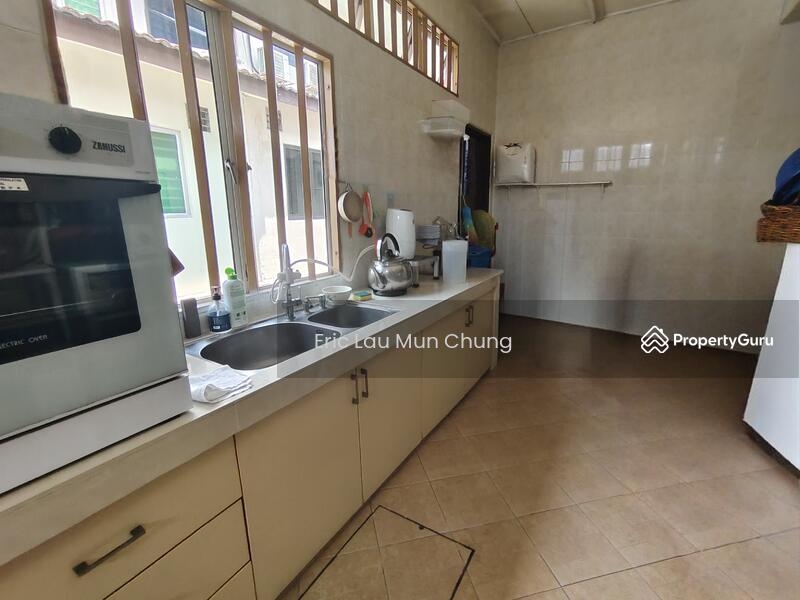 Untuk Dijual - Jalan nuri Bandar puchong jaya