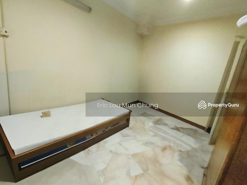 Untuk Dijual - Jalan nuri Bandar puchong jaya