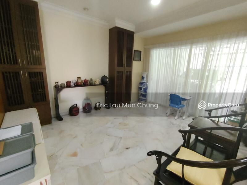Untuk Dijual - Jalan nuri Bandar puchong jaya