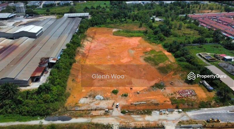 For Sale - Senai Senai Senais