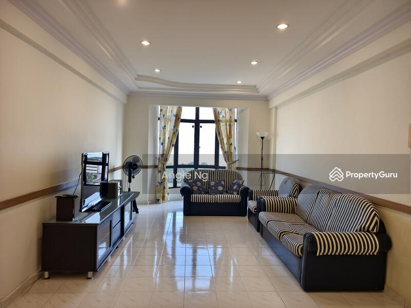 Untuk Dijual - Straits Court