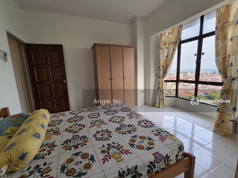 Untuk Dijual - Straits Court
