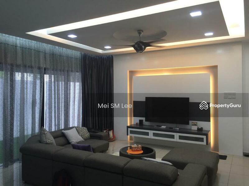 Twin Palms, Sungai Long Living Room