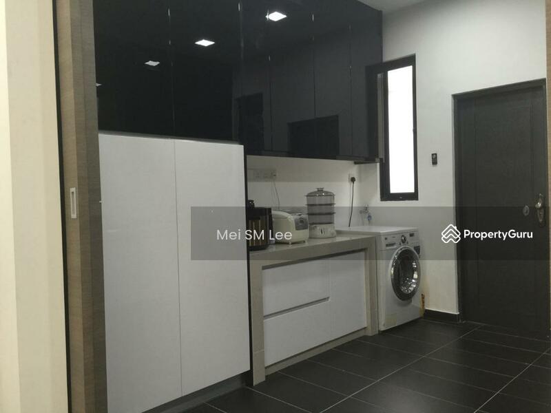 Twin Palms, Sungai Long Kitchen