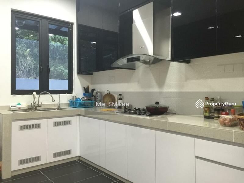 Twin Palms, Sungai Long Kitchen