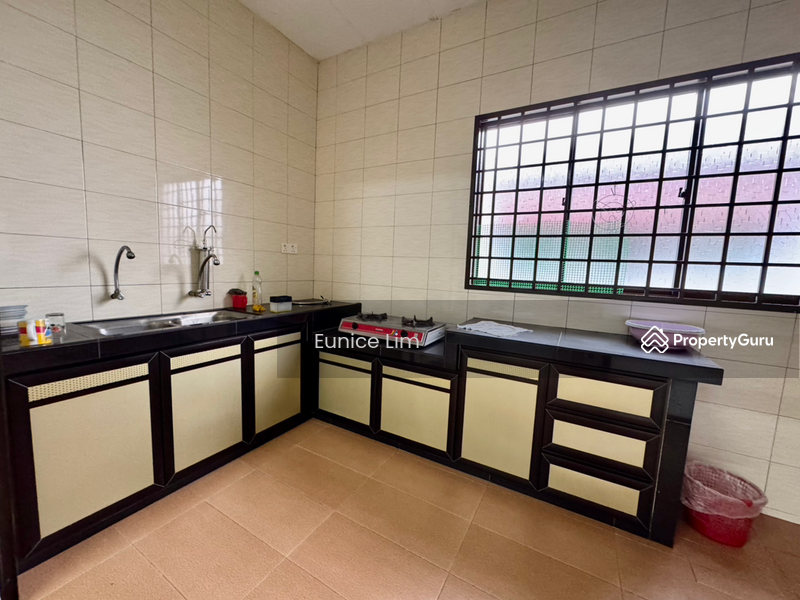 Untuk Disewa - Terrace house at Taman Sri Bakri 3