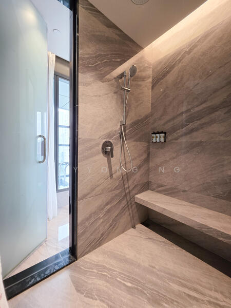 Untuk Dijual - Imperial Lexis