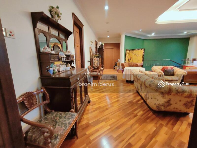 For Sale - Lakeview Bungalows