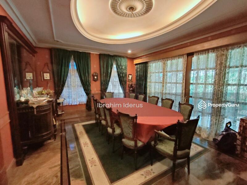 For Sale - Lakeview Bungalows