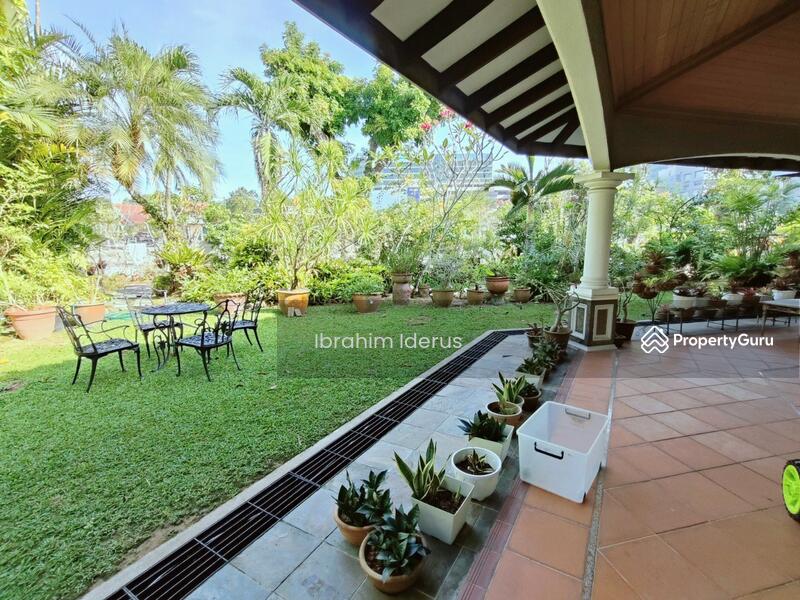 For Sale - Lakeview Bungalows