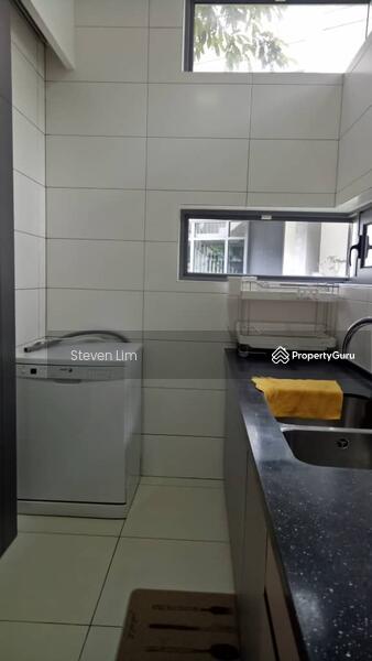 Untuk Dijual - The Breezeway