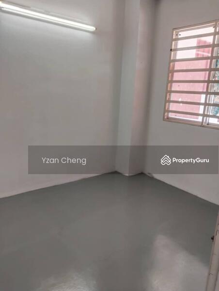 For Rent - Halaman Seroja