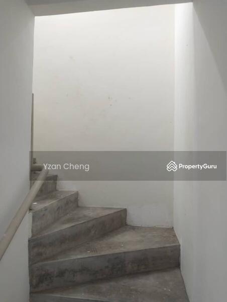 For Rent - Halaman Seroja