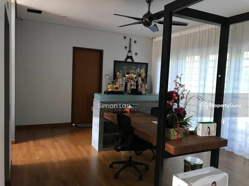 For Sale - Bangalow Taman Brown