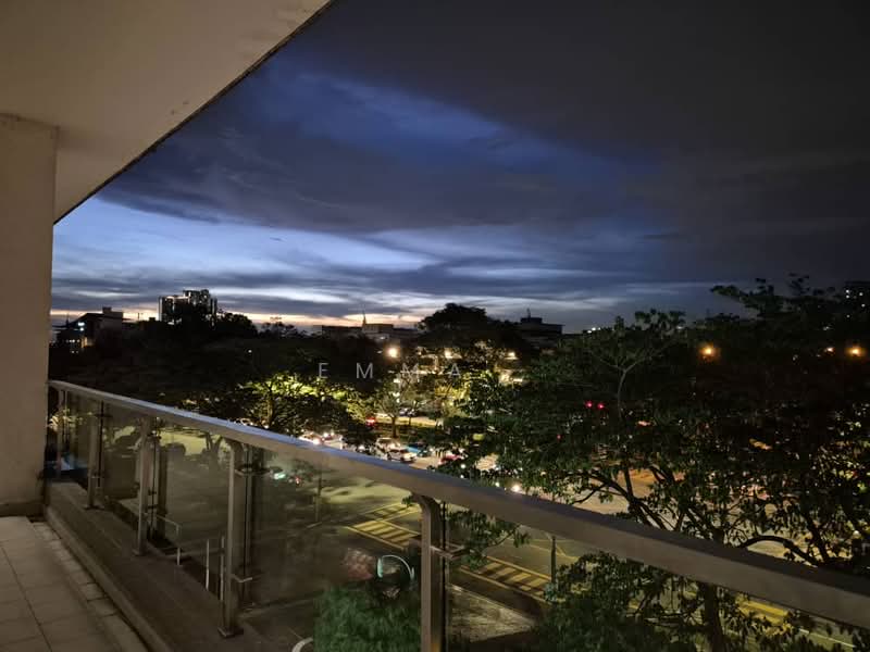 Kedai / Pejabat untuk Disewa di Cyberjaya (Selangor) - Emma . - Balcony - PropertyGuru.com.my