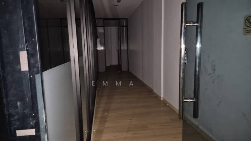 Kedai / Pejabat untuk Disewa di Cyberjaya (Selangor) - Emma . - Corridor - PropertyGuru.com.my