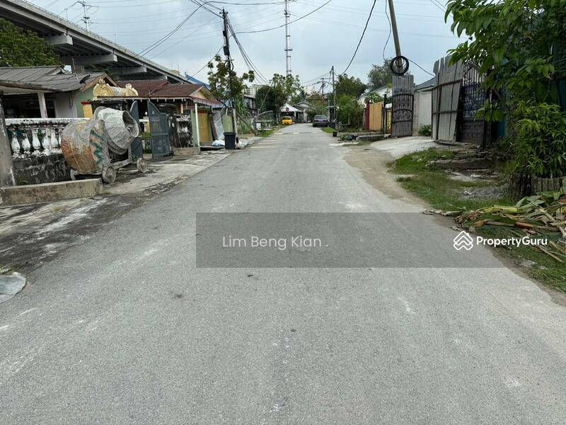 For Sale - Single storey bungalow kampung tasek permai ampang