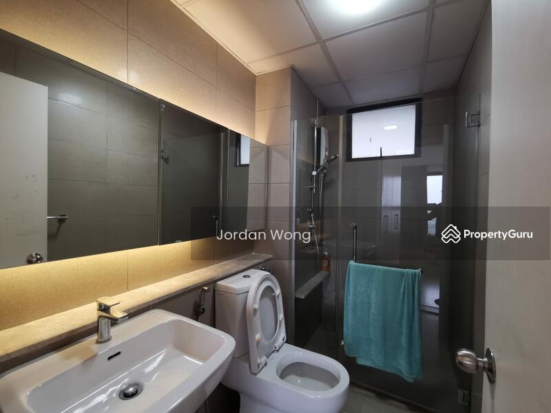 For Sale - The WaterEdge (Pinggiran Air)