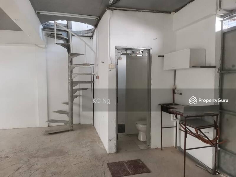 For Rent - Sungai Rasau Klang 1.5 Storey Factory For Rent.