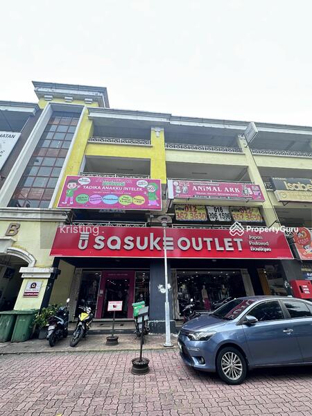 For Sale - Platinum Walk