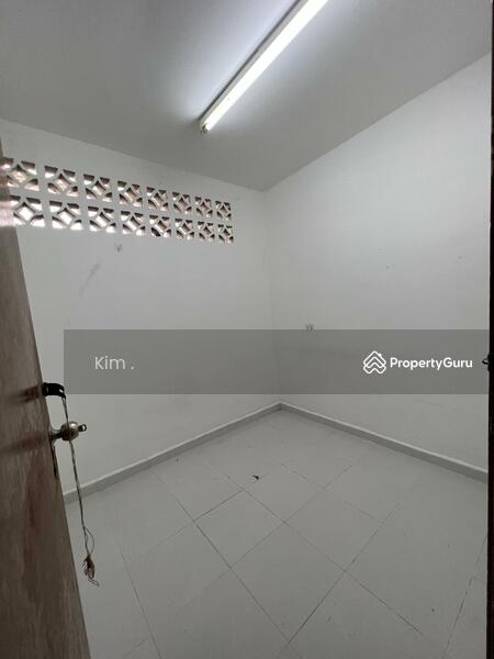For Rent - Larkin Larkins