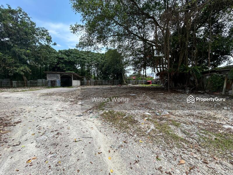 Untuk Disewa - Cheras Batu 9 commercial land for rent, main road frontage