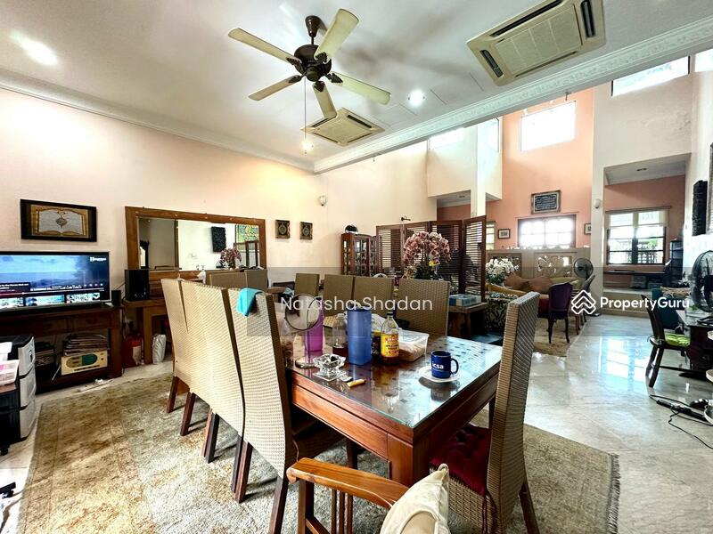Untuk Dijual - SHAH ALAM 2 Storey Bungalow House Seksyen 11, Shah Alam