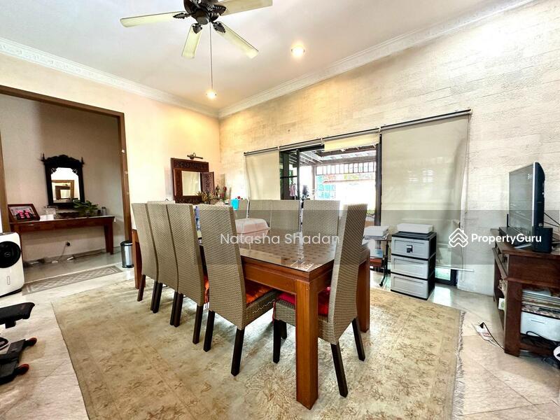 Untuk Dijual - SHAH ALAM 2 Storey Bungalow House Seksyen 11, Shah Alam