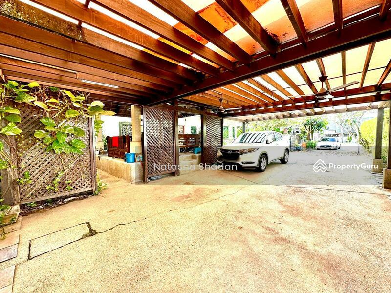Untuk Dijual - SHAH ALAM 2 Storey Bungalow House Seksyen 11, Shah Alam