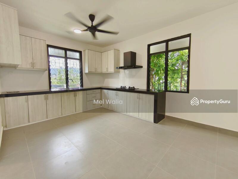 Dry kitchen