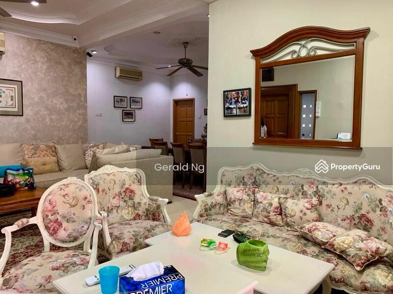 For Sale - Petaling Jaya Seksyen 11 Section 11 Bungalow Land: 6000sf Private Pool Seksyen 10