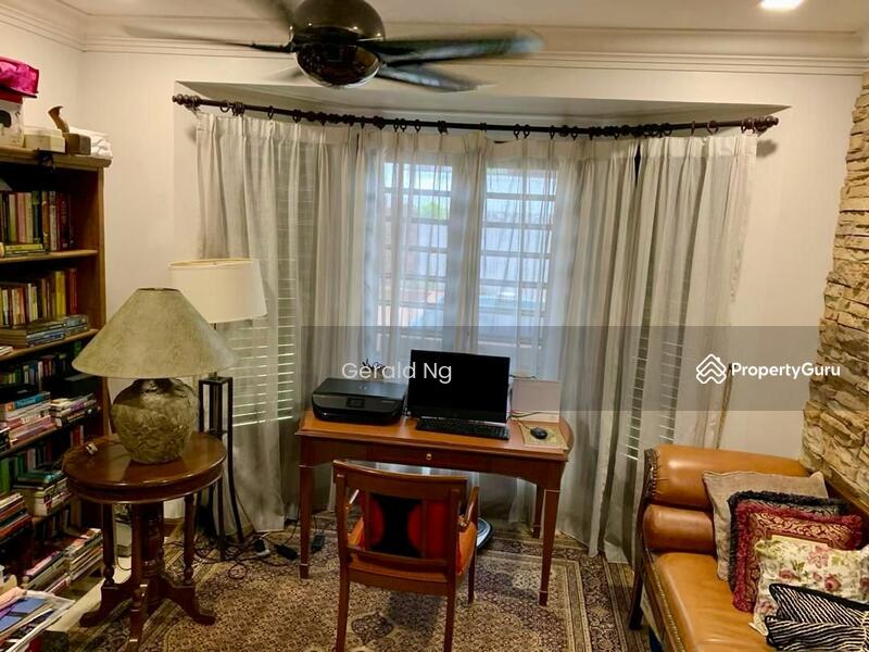 For Sale - Petaling Jaya Seksyen 11 Section 11 Bungalow Land: 6000sf Private Pool Seksyen 10