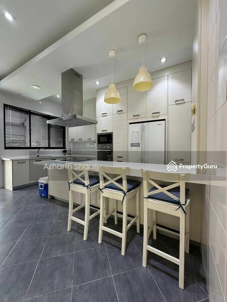 Untuk Dijual - Aviva Green